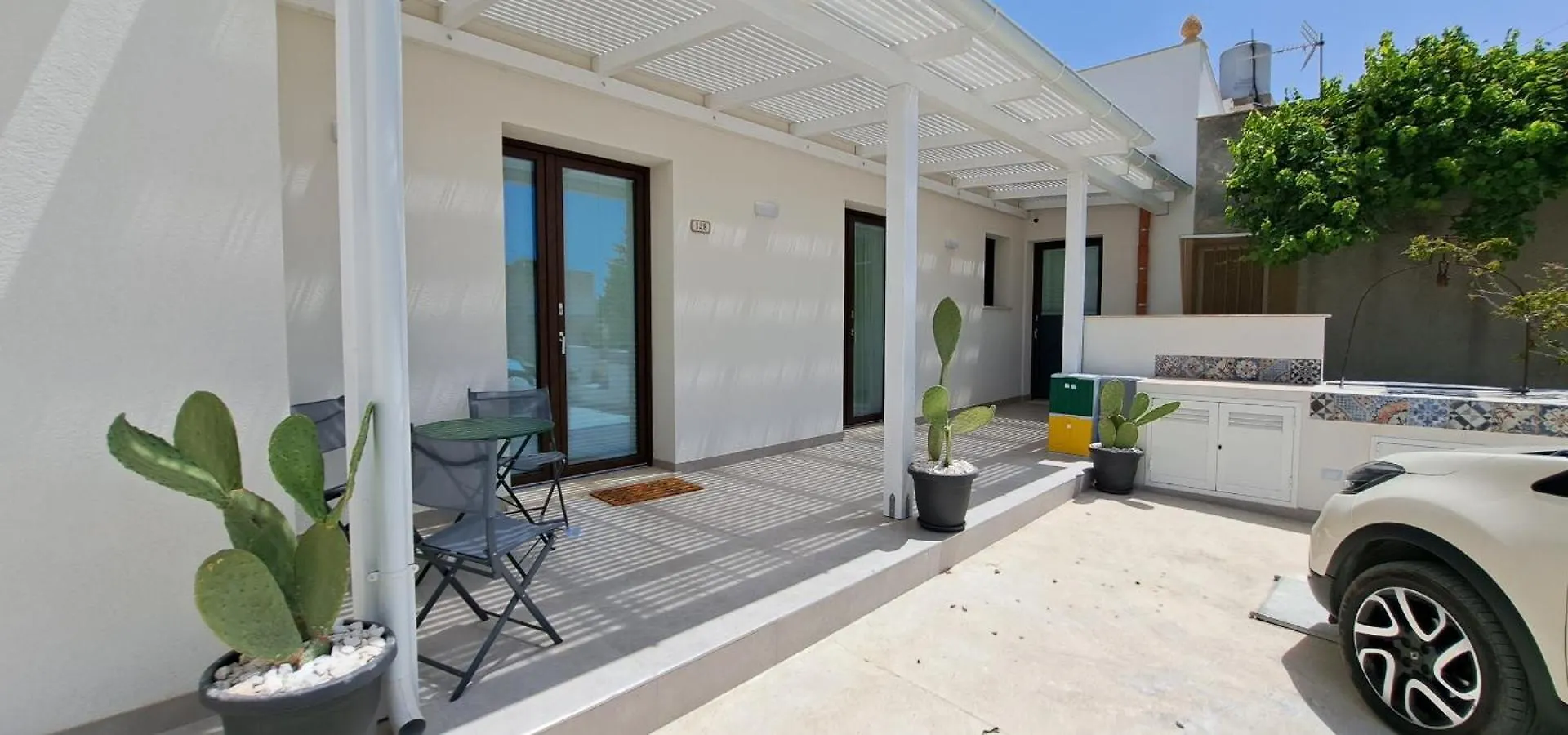 Claudette Apartments Marsala